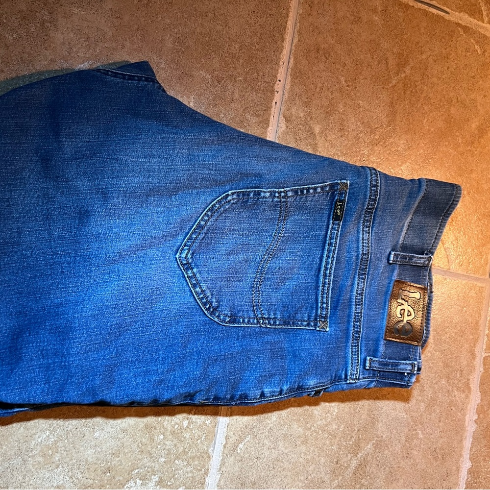 Lee Relaxed Fit Blue Jeans